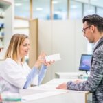 Krople, kapsułki czy saszetki – jaką formę probiotyku wybrać?